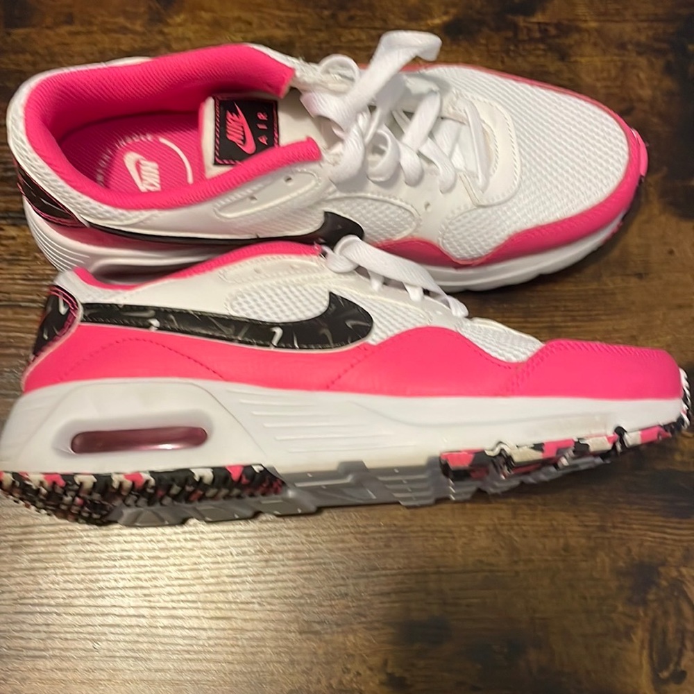 Nike Ladies Sneakers